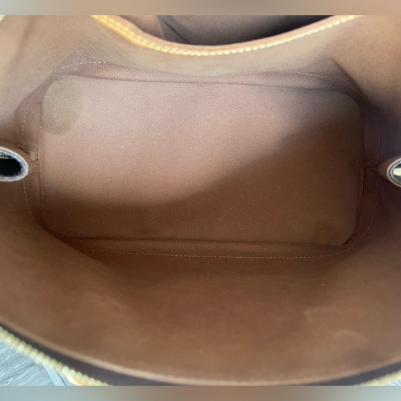 Authentic LOUIS VUITTON Monogram Alma Bag - Picture 13 of 14